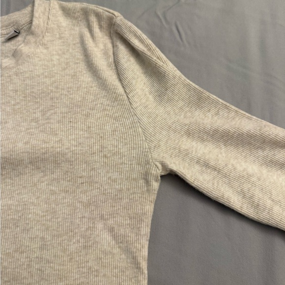 Tna Homestretch Tops - Picture 7 of 7